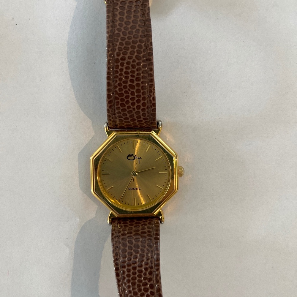 Shye Geometric Gold Dial watch